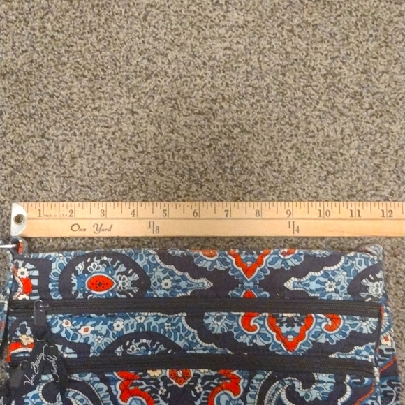 NWOT VERA BRADLEY TRIPLE ZIP HIPSTER CROSSBODY BAG MARRAKESH PATTERN - Picture 11 of 12